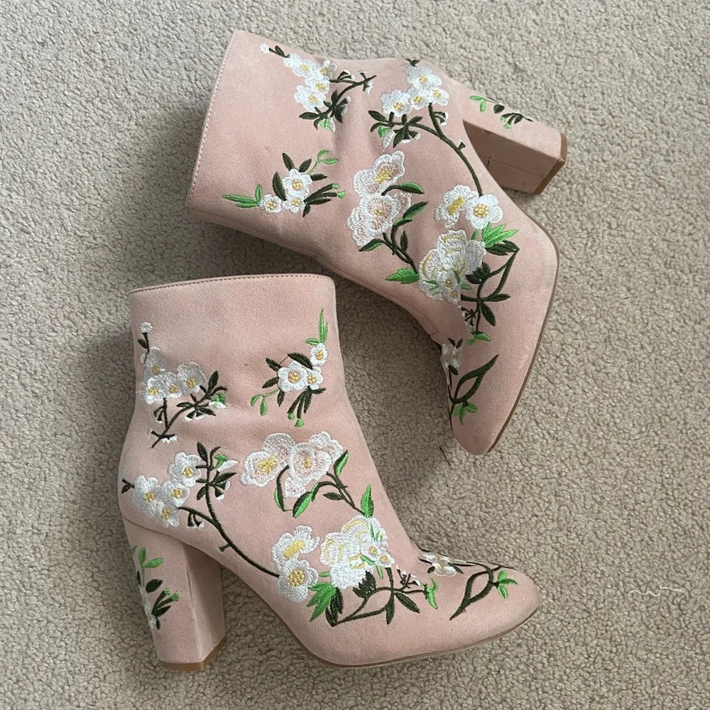 Forever 21 Blush Pink Embroidered Floral Ankle Boots